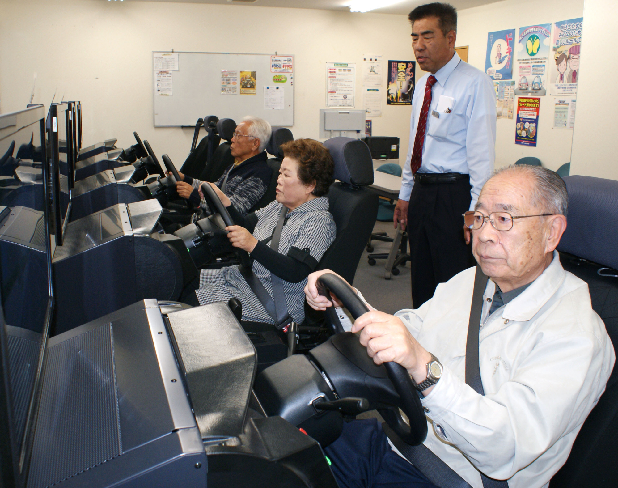 elderly Japanese driver training