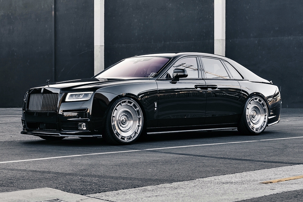 Urban Automotive  Rolls-Royce Ghost
