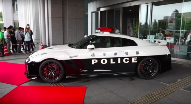 Nissan R35 GT-R menyertai pasukan peronda polis Jepun 