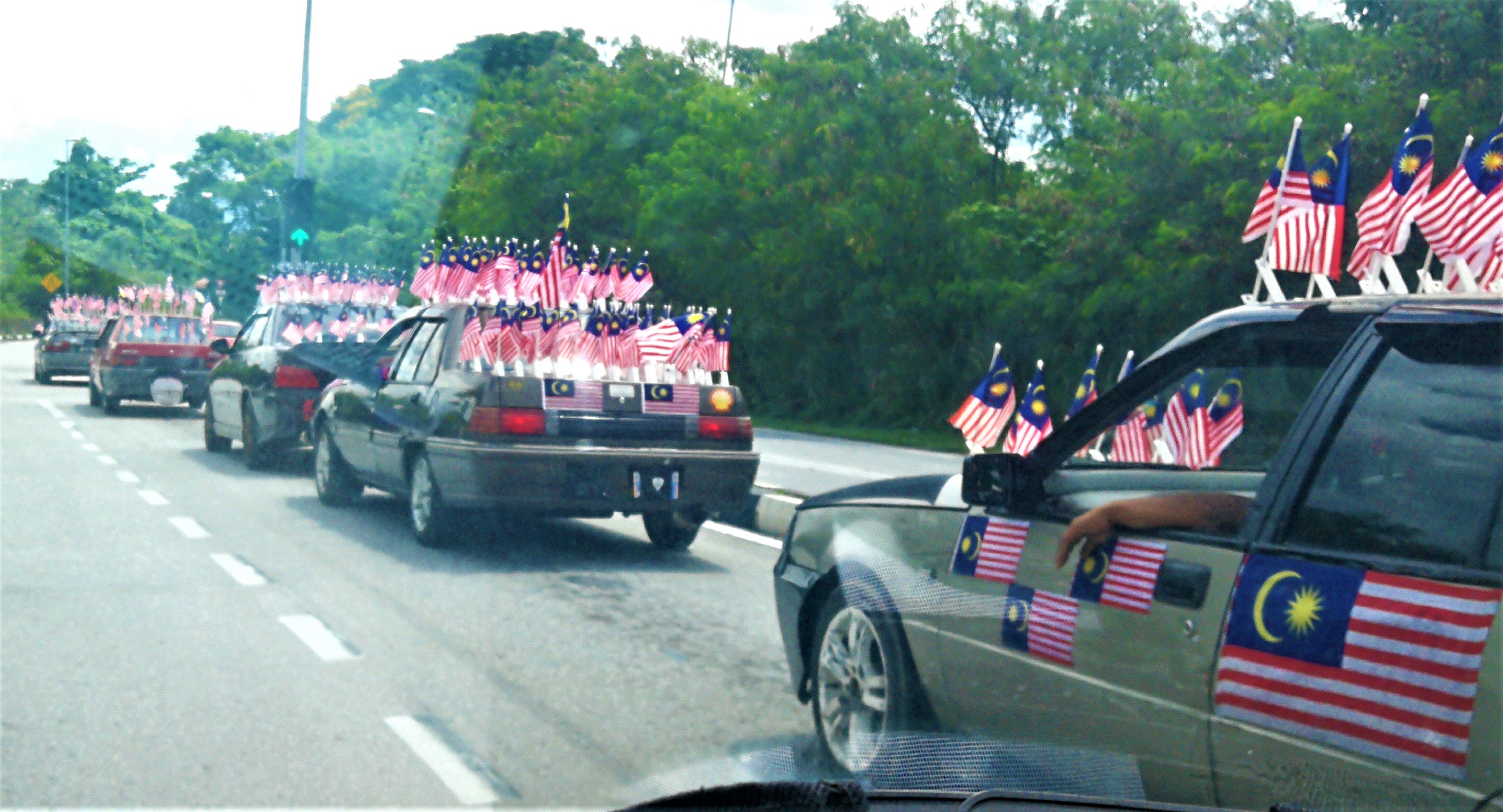 gambar hiasa konvoi kemerdekaan