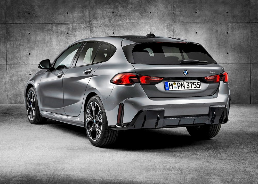  BMW 1 Series M Sport 2025
