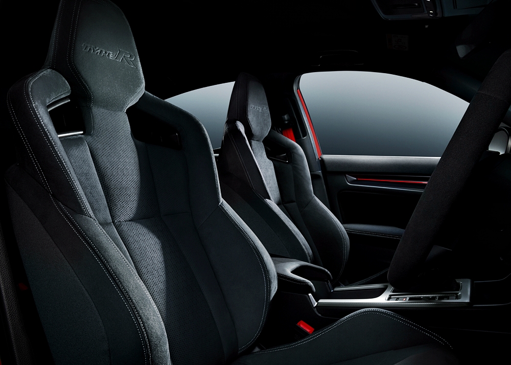 Honda Civic Type R Racing Black Package 2025