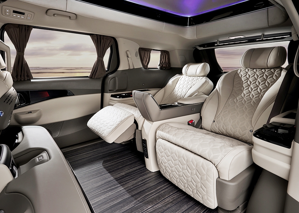 Kia Carnival High Limousine 2026