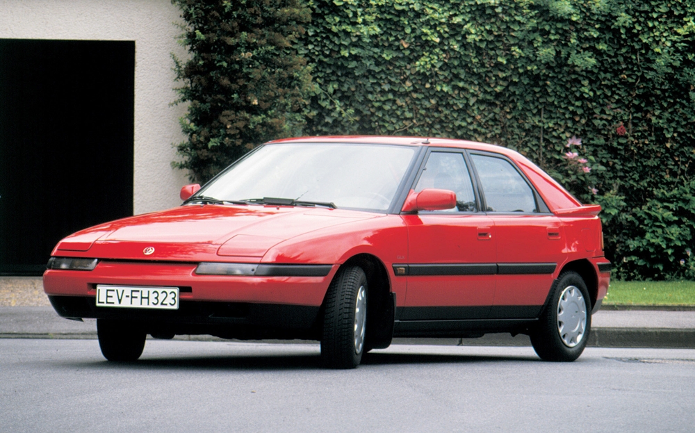 Mazda 323 F, 1989