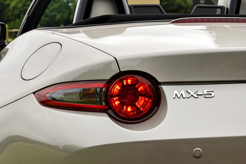 Mazda MX-5 UK 2023