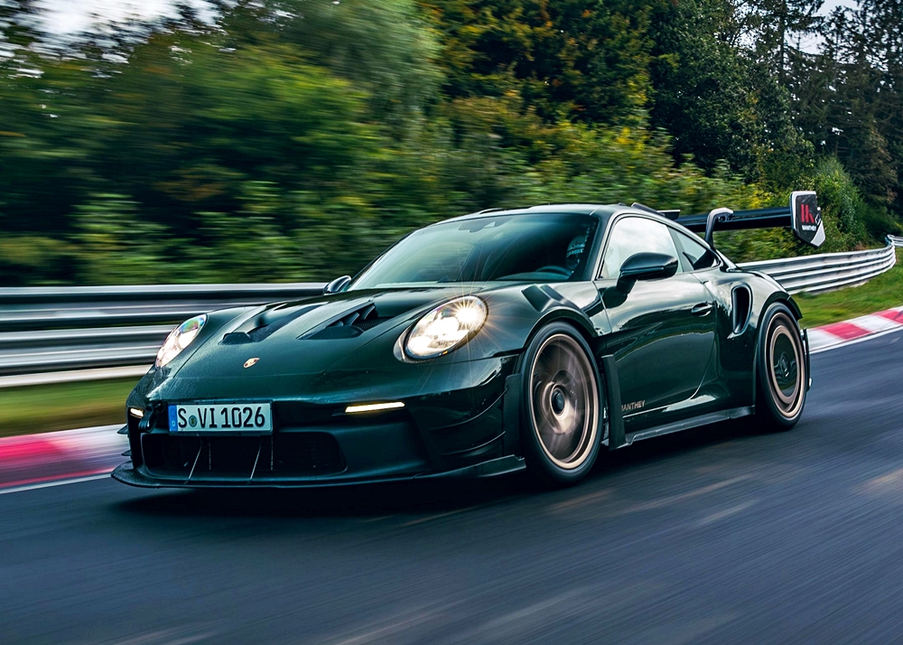 Porsche 911 GT3 RS dengan kit Manthey