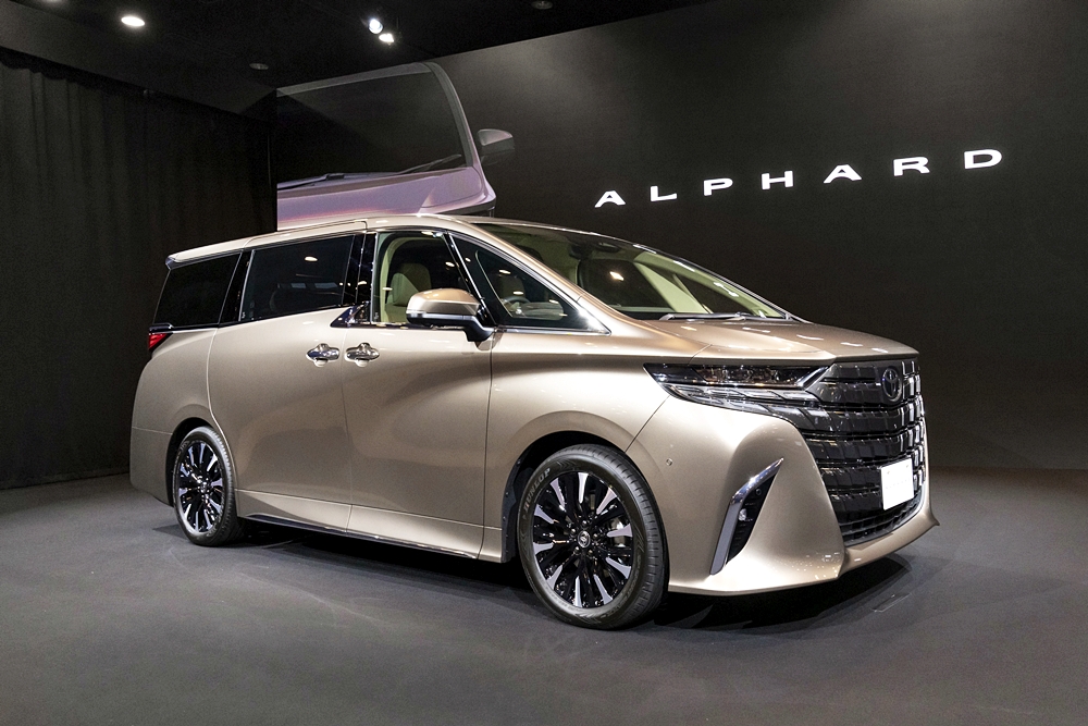 Toyota Alphard 2023 Jepun