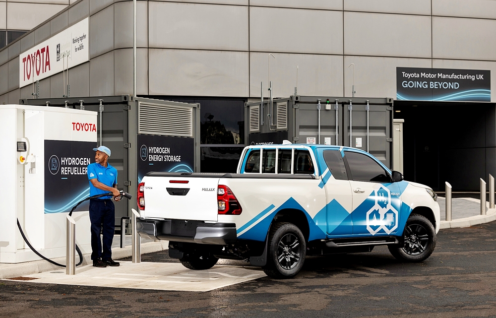 Toyota Hilux hydrogen fuel cell electric 2023