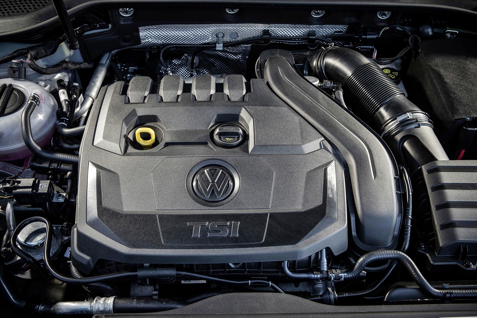 VW Golf kini dengan enjin 1.5 liter EVO baharu