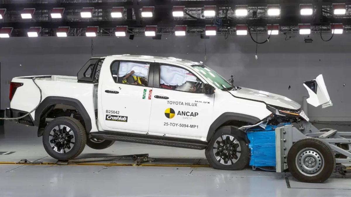 Hilux ANCAP