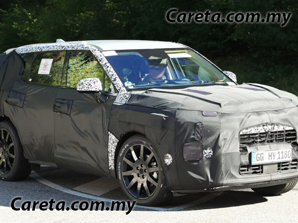 Next Gen Kia Sportage Spied with EV5 Inspired Styling